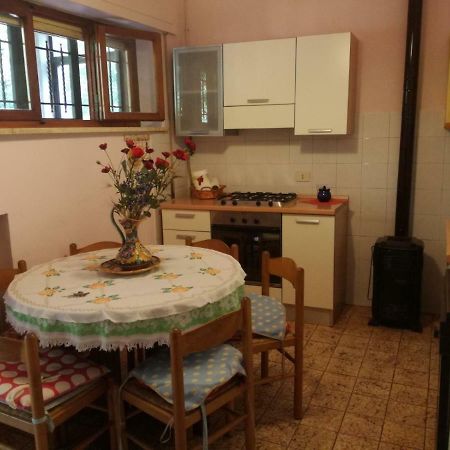 Casa Della Nonna Lejlighed Radicofani Eksteriør billede